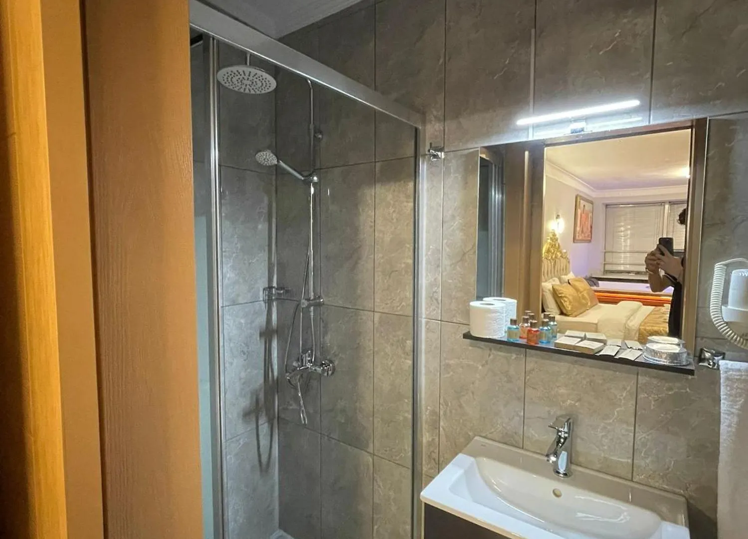 Kadikoey Eliana Hotel イスタンブール トルコ